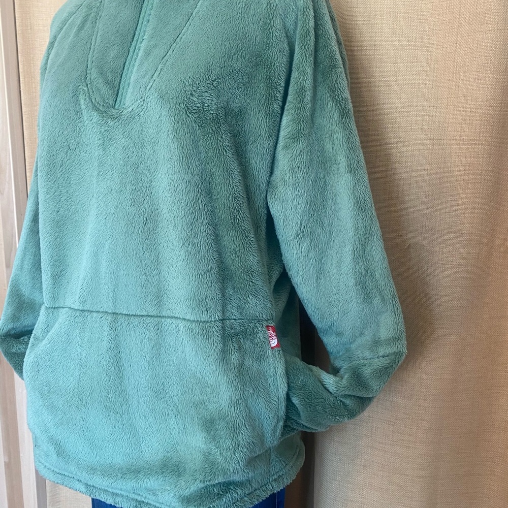 The North Face Fuzzy Pull Over Fleece